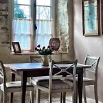 Bed & Breakfast Maison Marie 4*