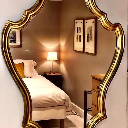 Maison Marie Bed & Breakfast *